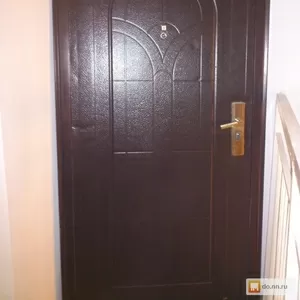 Входная металлическая  дверь