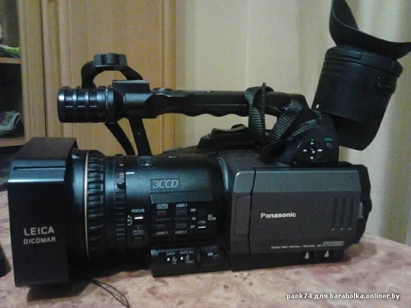 Продам профессиональную видеокамеру Panasonic ag-dvx 100be
