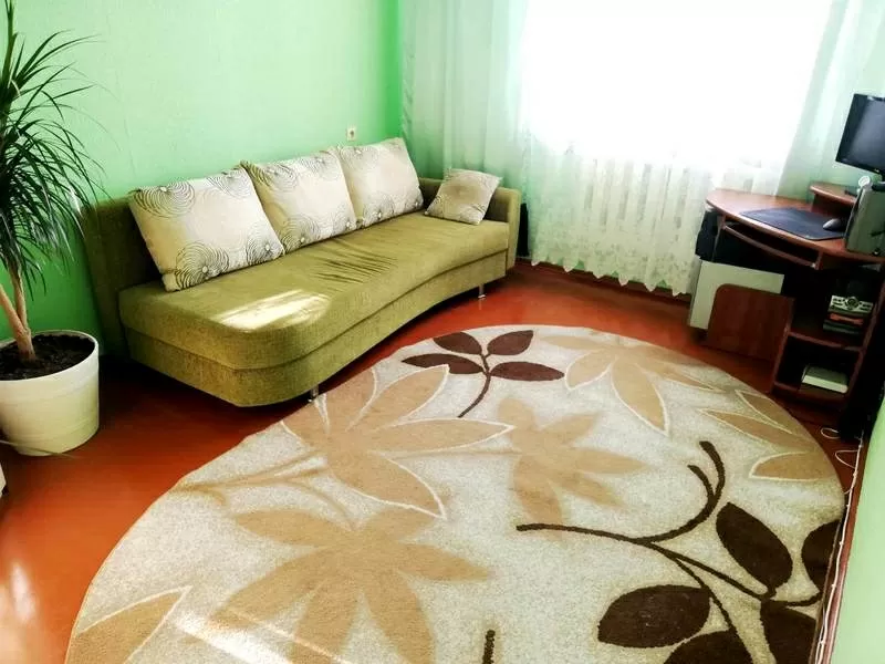 Продается 3-комнатная  квартира  в  центре г.Шклова 2