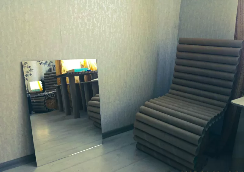 Продам   зеркала    без    рамки    и    шлифовки .  3 штуки. 46х65 см